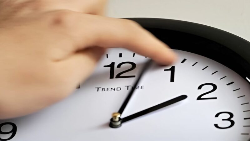 Le Maroc confirme le retour définitif à l&rsquo;heure de Greenwich et la fin du GMT+1