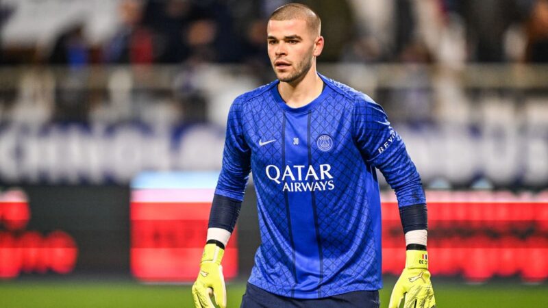 Quel avenir pour Lucas Chevalier au PSG après une saison délicate ?