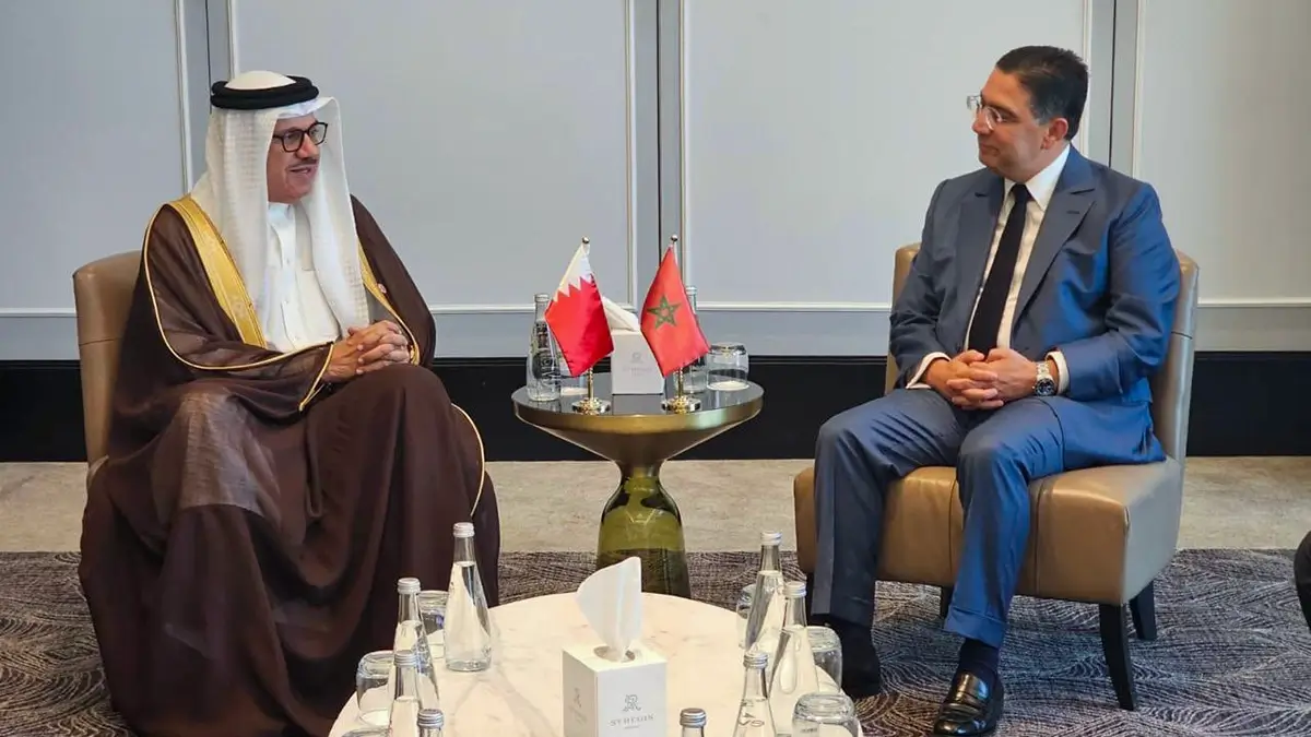 Nasser Bourita impulse la coopération stratégique avec Bahreïn et la Jordanie à Amman