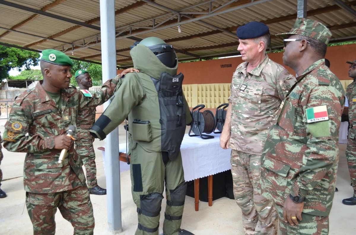 Renforcement militaire : la France équipe le Bénin contre les explosifs improvisés