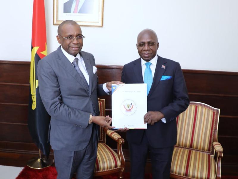 RDC : un message de Félix Tshisekedi transmis à João Lourenço sur fond d’intenses consultations régionales