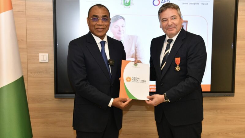 Côte d&rsquo;Ivoire : Adrien Haye honoré pour son engagement au développement du pays