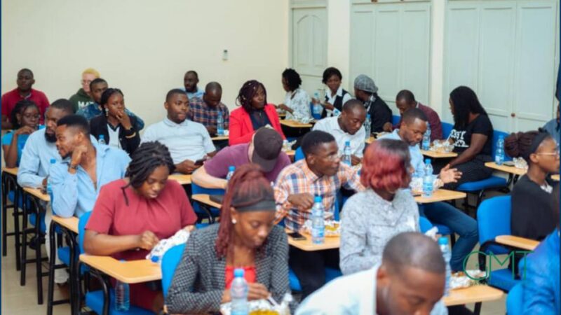 Gabon : l&rsquo;écart entre formation et emplois, un défi persistant pour les jeunes