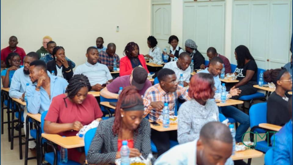 Gabon : l&rsquo;écart entre formation et emplois, un défi persistant pour les jeunes