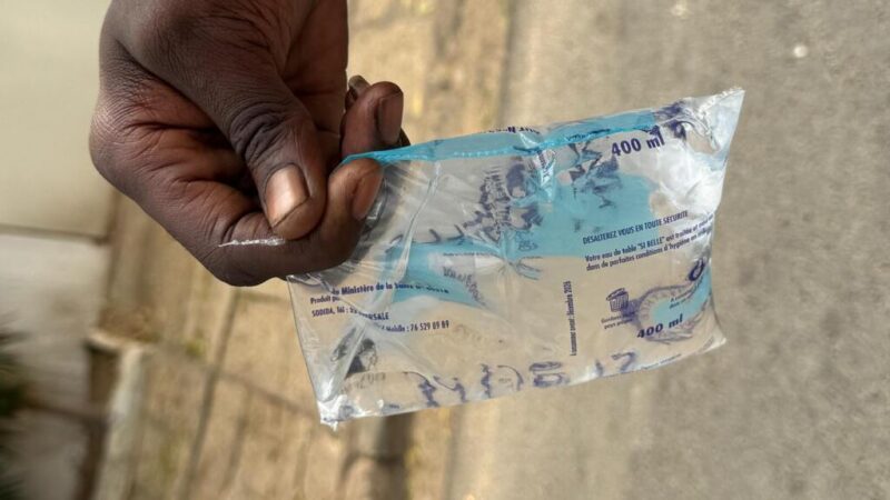 Sénégal : les résultats alarmants d&rsquo;une étude sur la qualité de l&rsquo;eau en sachet