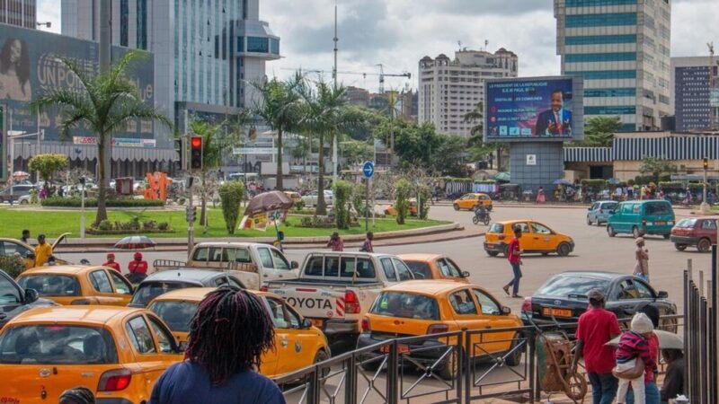 Yaoundé : la capitale camerounaise impose l&rsquo;enregistrement numérique des taxis