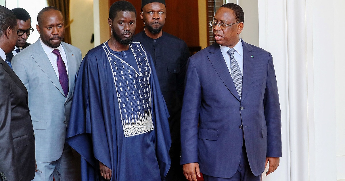 Retour surprise de Macky Sall au Sénégal : un choc politique et mémoriel