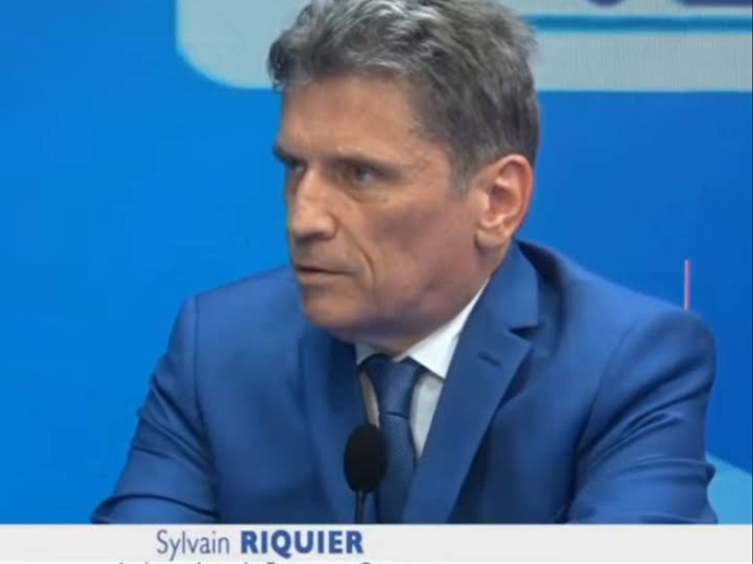 Présidentielle camerounaise 2025 : l&rsquo;ambassadeur de France éclaire le silence de Paris