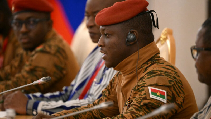 Rupture diplomatique : la France rappelle ses diplomates du Burkina Faso