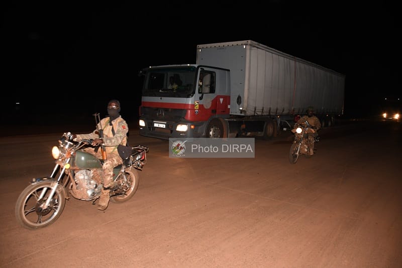 Sécurisation routière au Mali : les FAMa escortent avec succès 940 camions de Kayes à Bamako