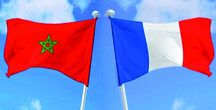 Représentants marocains et français lors d'une réunion économique