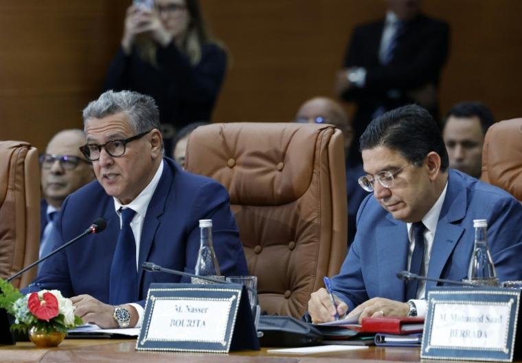 Aziz Akhannouch et Nasser Bourita avec la délégation française à Rabat