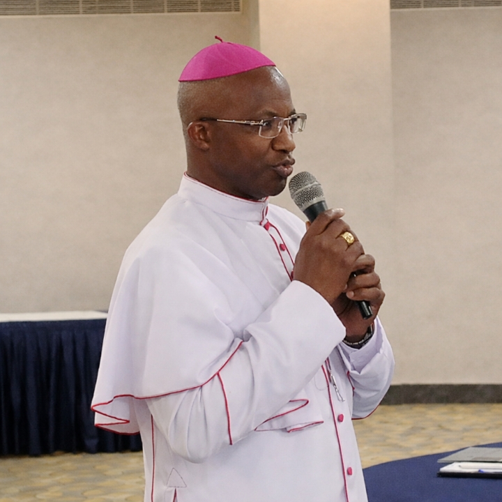 Portrait de Monseigneur Laurent Lompo, archevêque de Niamey et président du groupe de travail de la SPI