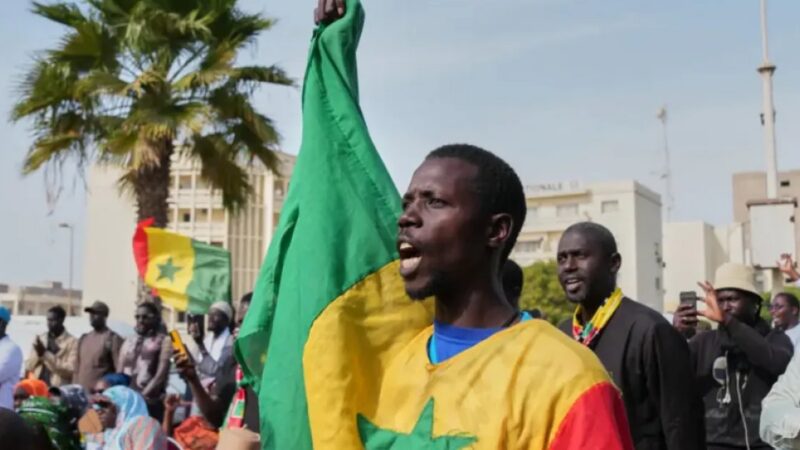 Sénégal : le Pastef relance le débat sur la transparence et la réforme constitutionnelle
