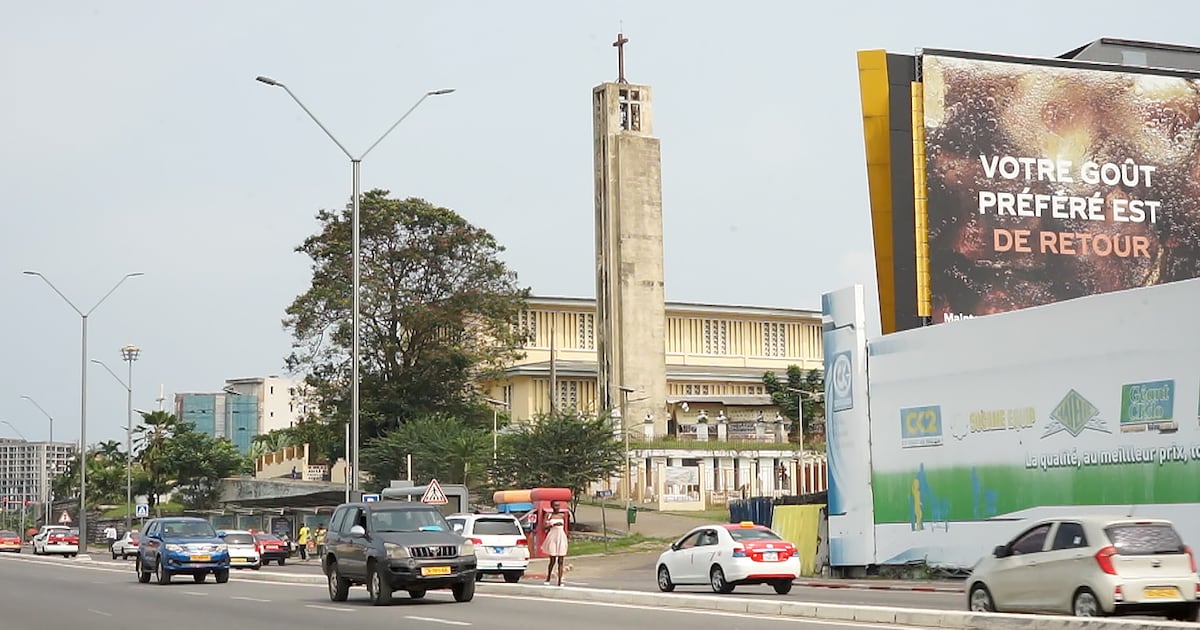 Gabon : l&rsquo;âge limite de recrutement dans la fonction publique porté à 40 ans, une réforme controversée