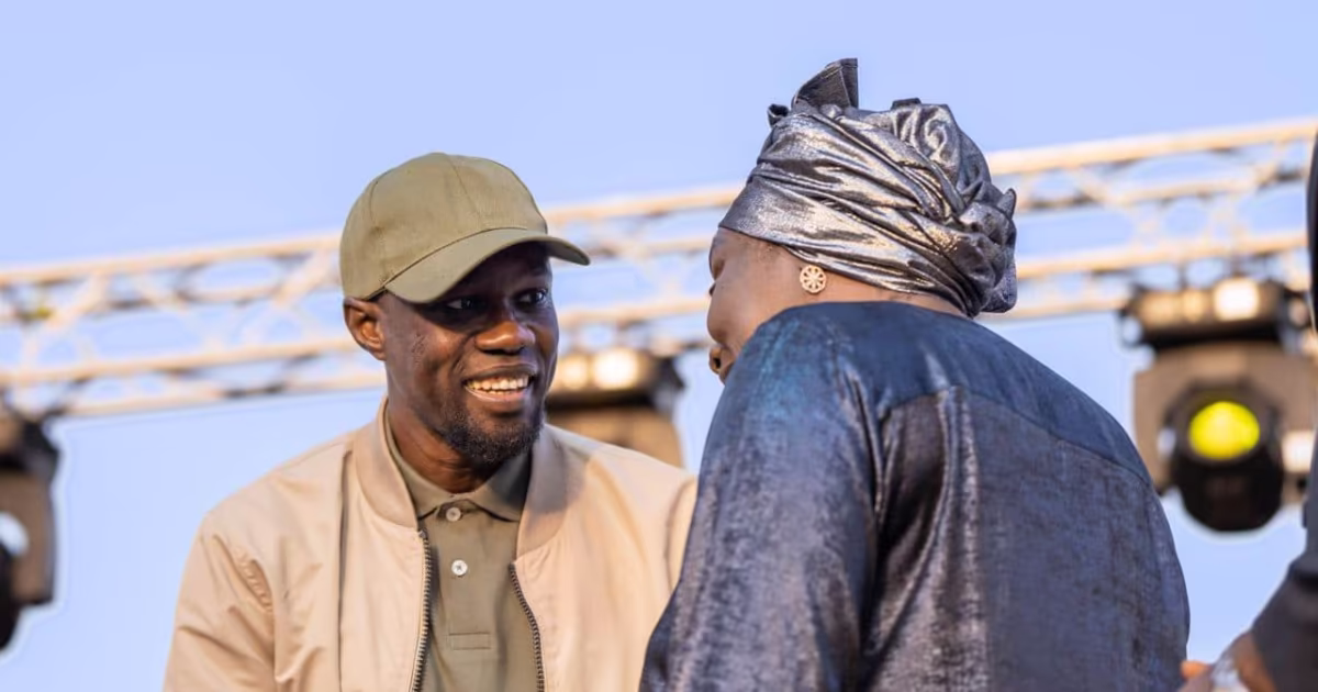 Le Sénégal en mouvement : aminata touré trace sa ligne face à sonko