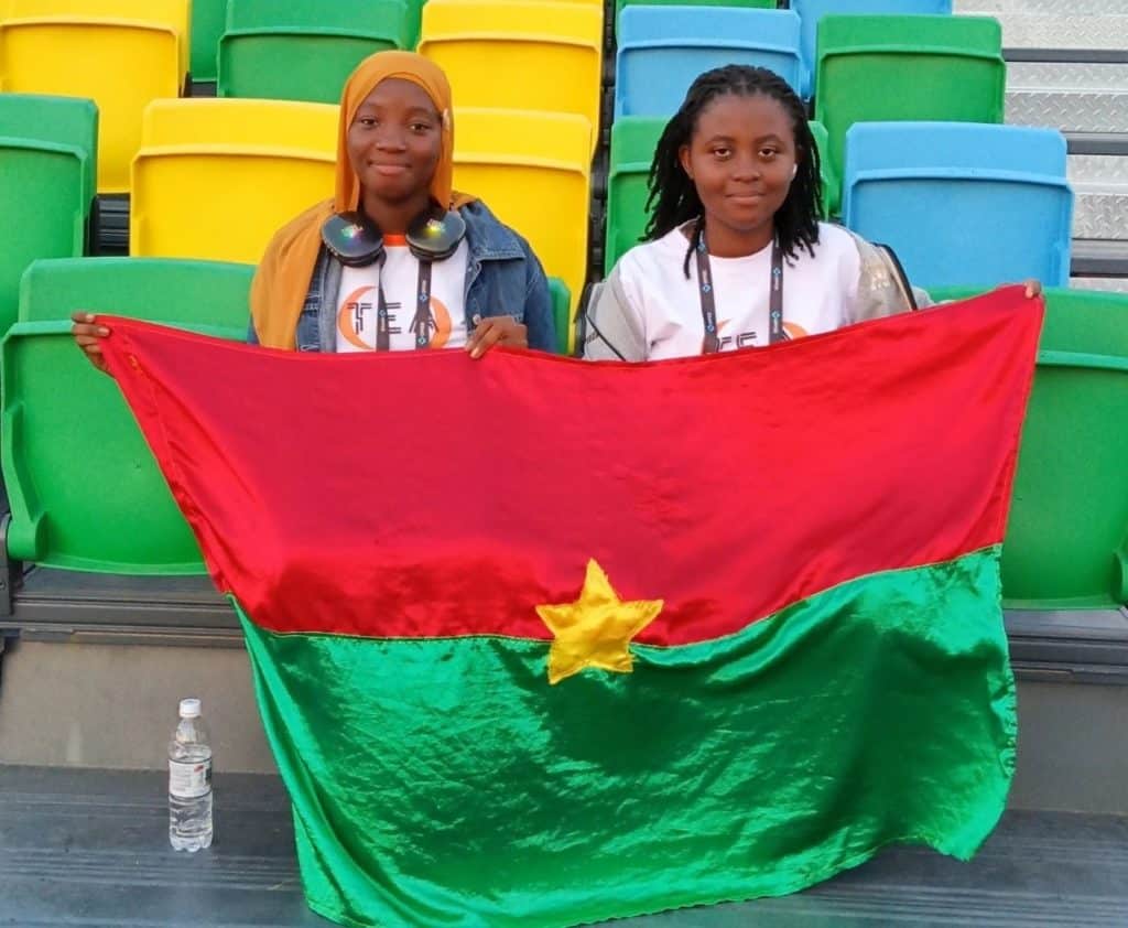 Burkina Faso : deux jeunes talents en lice pour l’olympiade mondiale de l’IA 2026