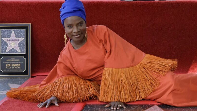 Angélique Kidjo entre dans la légende avec une étoile à hollywood