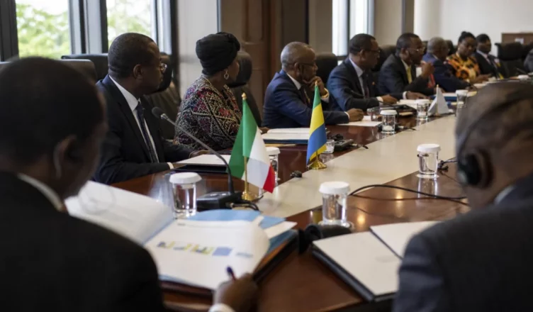 Le Gabon réoriente ses bourses d&rsquo;études face aux défis européens
