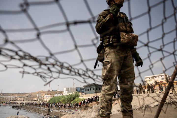 Crise à Ceuta : le Maroc pointe une décision espagnole à l&rsquo;origine des tensions migratoires