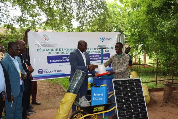 Kpomé : des équipements agricoles pour l&rsquo;autonomisation de 50 jeunes entrepreneurs togolais