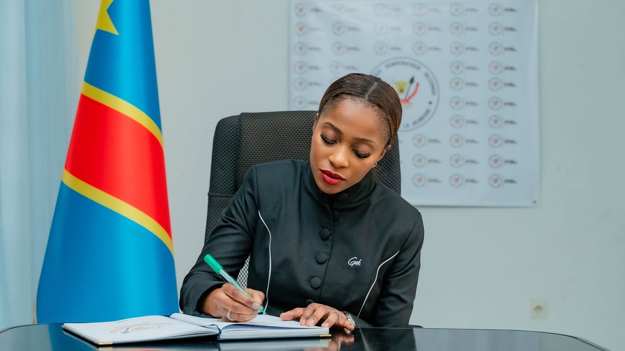 Grâce kutino et le débat constitutionnel en RDC : porte-parole officielle ou voix personnelle ?