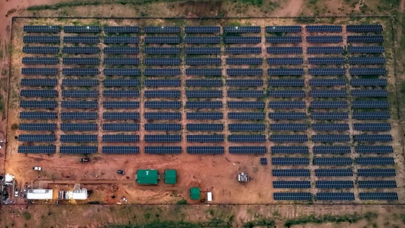 Adré : une centrale solaire transforme l&rsquo;accès à l&rsquo;énergie au Tchad