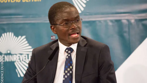 Lazare Sehouéto lors du débat sur le Sénat au Bénin
