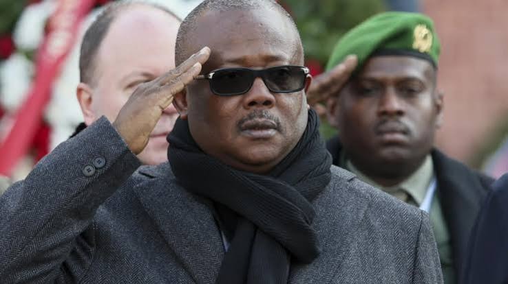 Embaló brigue un second mandat en Guinée-Bissau : bilan et enjeux d&rsquo;un scrutin crucial