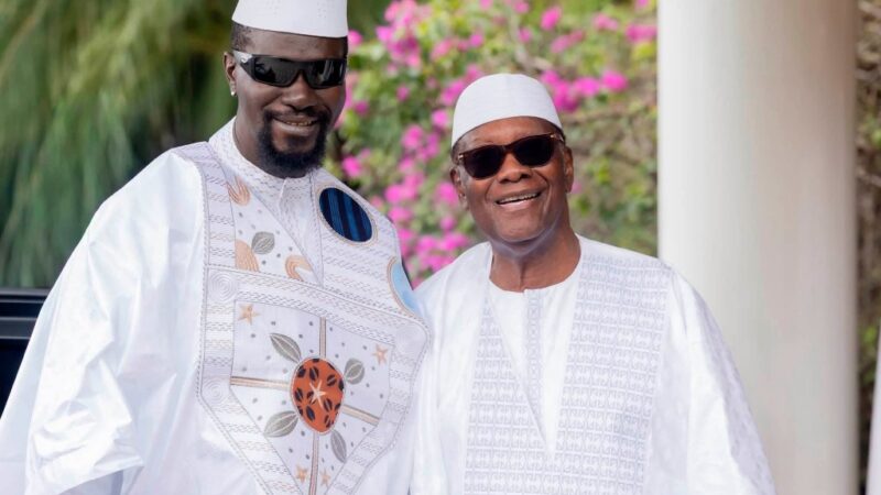 Retour de Mamadi Doumbouya à Conakry : accueil officiel prévu lundi après la visite d&rsquo;État en Côte d&rsquo;Ivoire