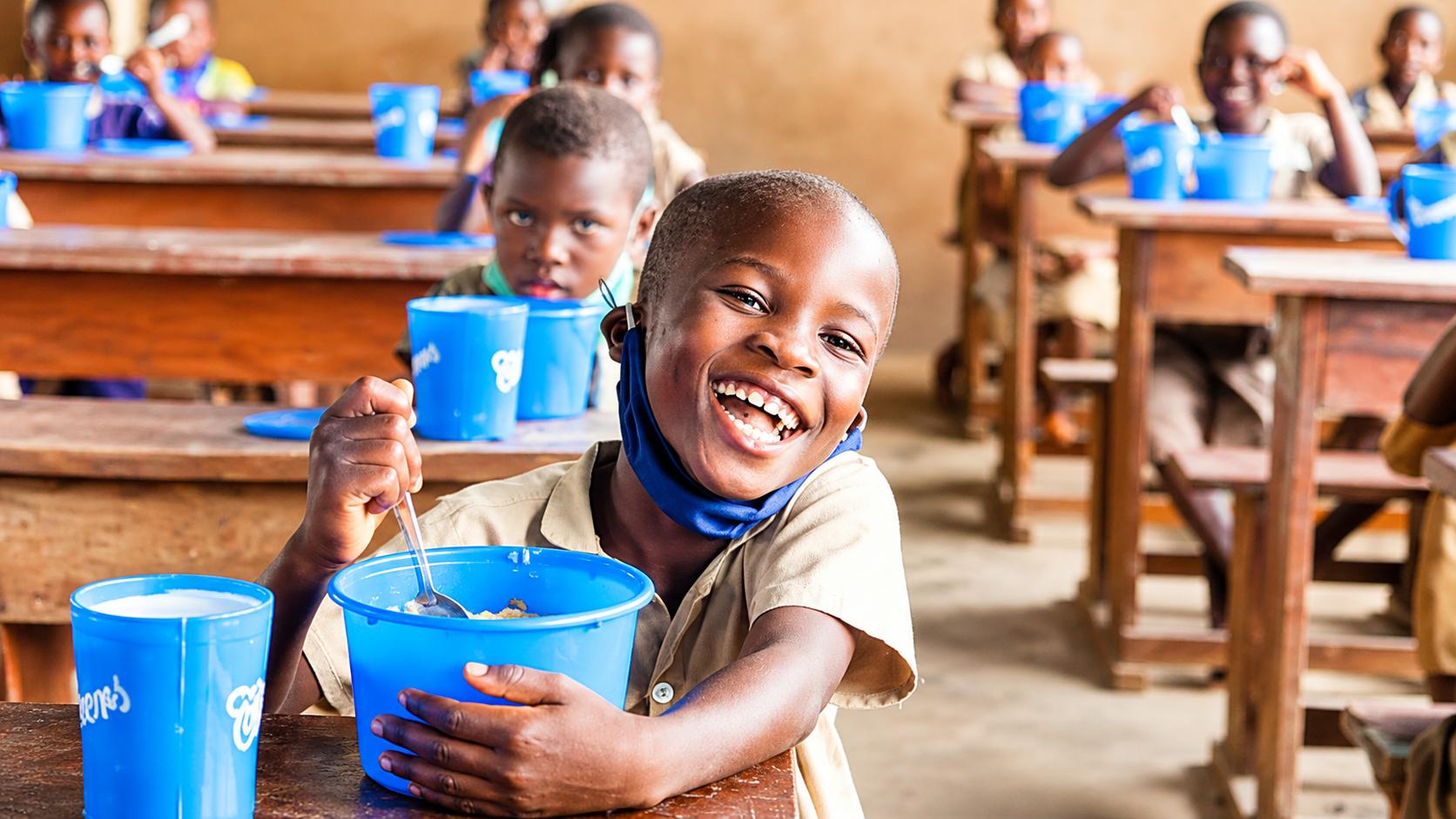Cantines scolaires au Bénin : 1,9 million d&rsquo;élèves bénéficient d&rsquo;un repas chaud à la rentrée 2026-2027