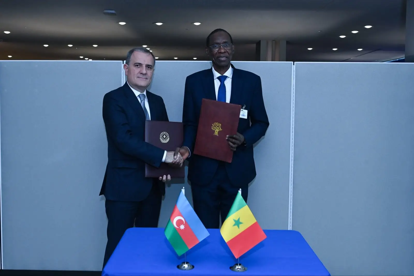 Mémorandum Sénégal-Azerbaïdjan : des consultations politiques désormais encadrées